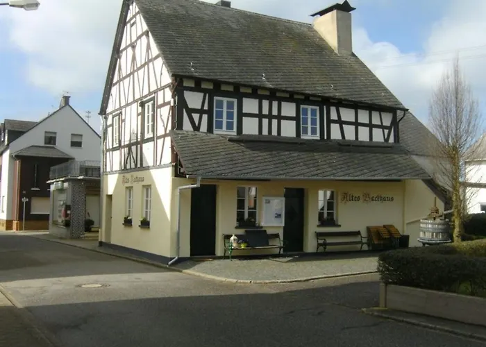 Adelheid Brachtendorf *